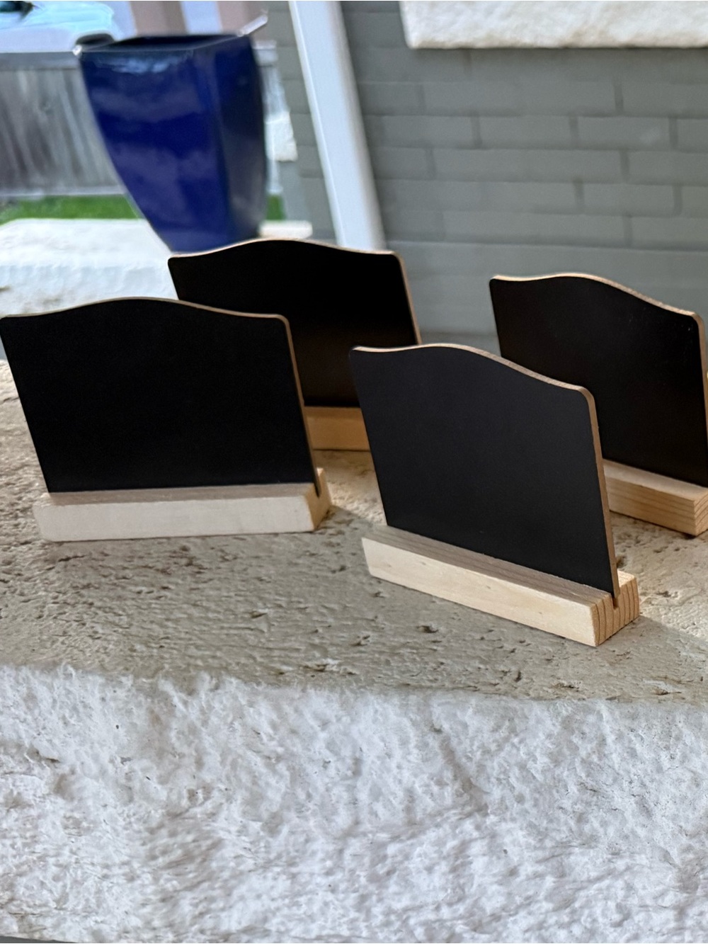 Mini Chalkboard Place Card Holders with Wooden Bases - Black